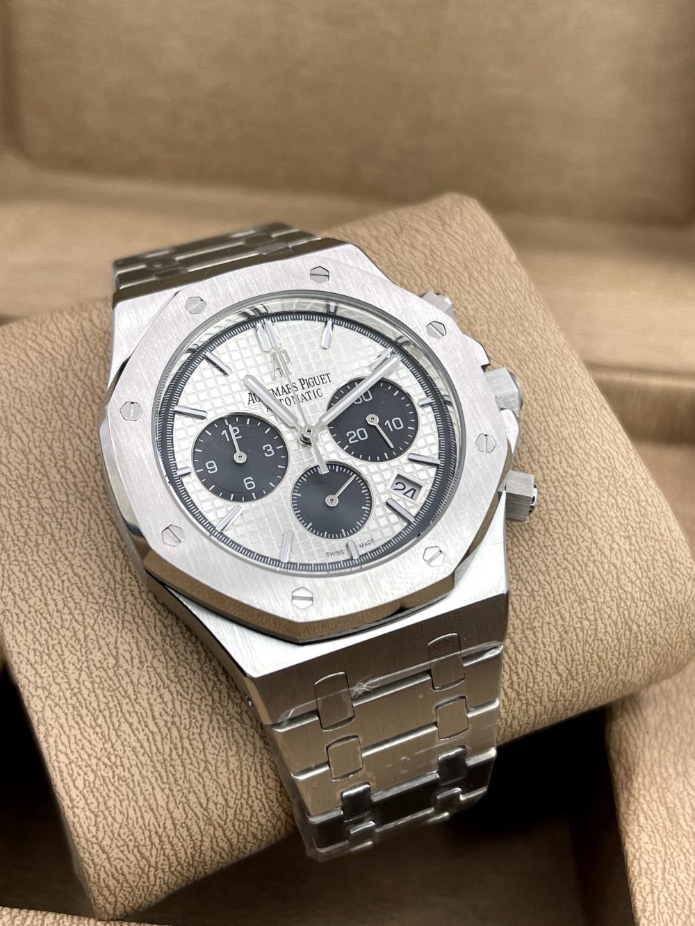 Audemars Piguet Royal Oak Chronograph – Panda Dial (AAA Grade ...