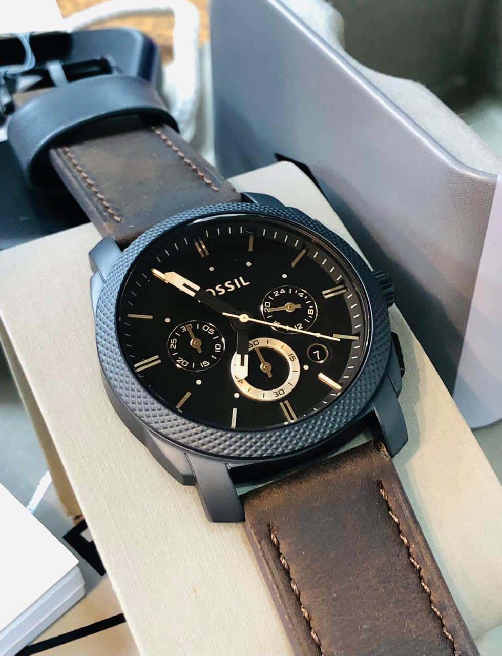 Fossil Men’s Chronograph Watch – Mid-Size Case with Brown Leather Strap (Model: F54656)