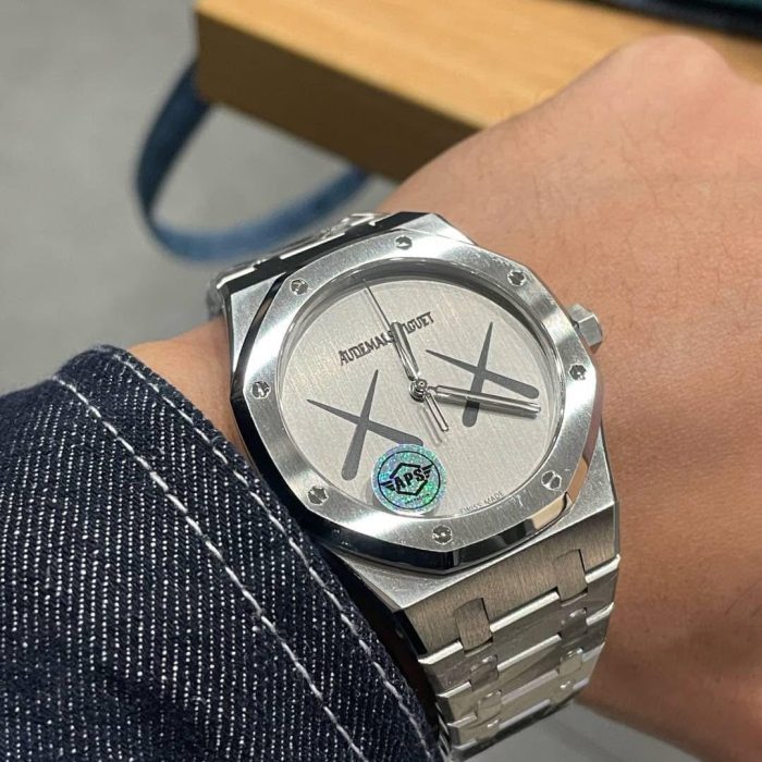 Audemars Piguet x KAWS – Royal Oak 15500 Edition (1:1)