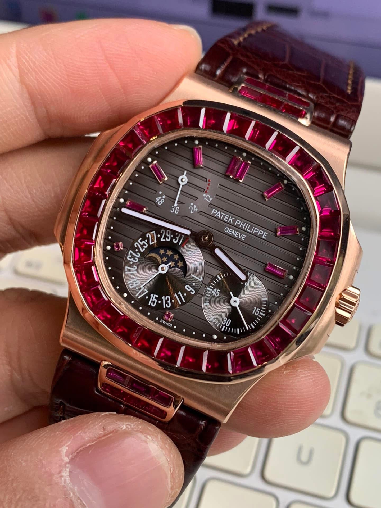 Patek Philippe Nautilus Complications – Ruby Set Rose Gold Edition (1:1) - Image 2