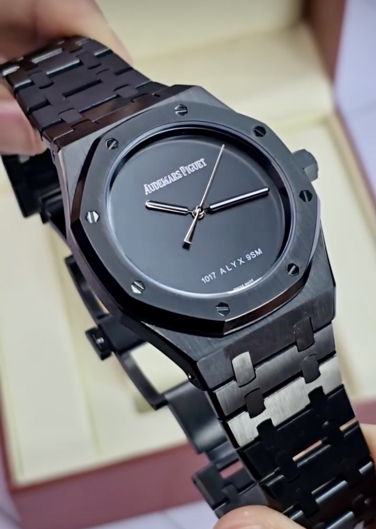 Audemars Piguet Royal Oak x 1017 ALYX 9SM – AAA Grade - Image 2