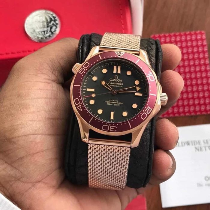 Omega Seamaster Diver 300M “007 Edition” – Master Grade (Bronze)