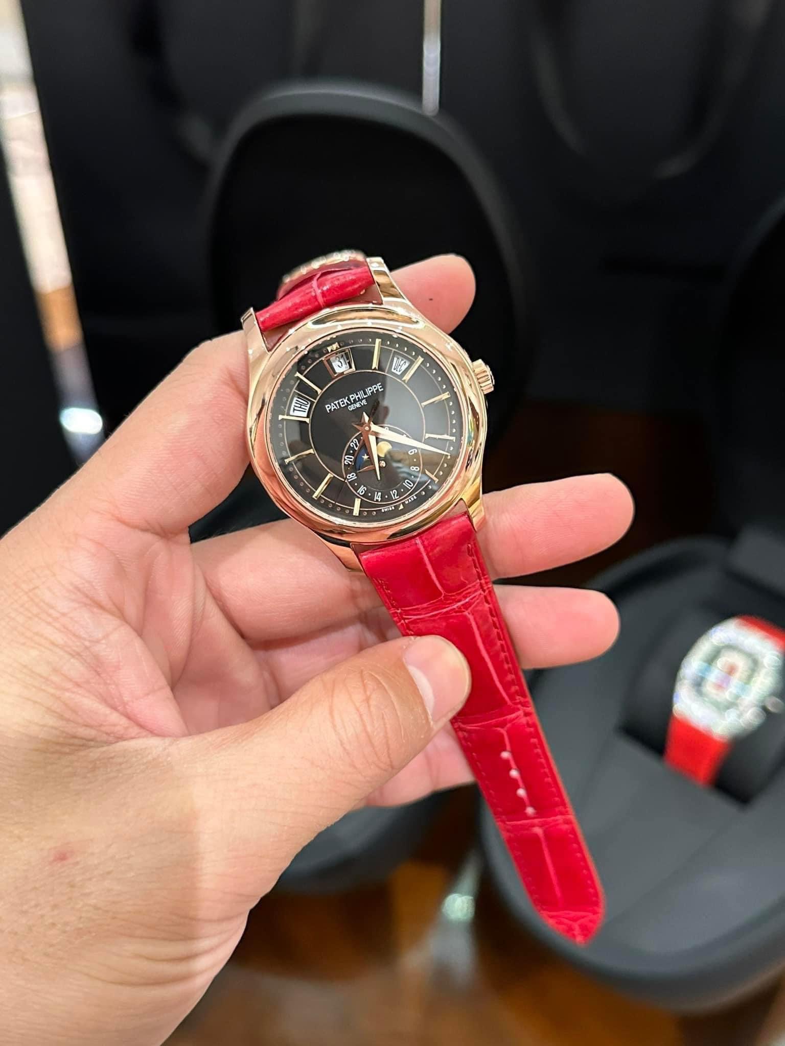 Patek Philippe Complications Annual Calendar – Ref. 5205R-011 - Image 3
