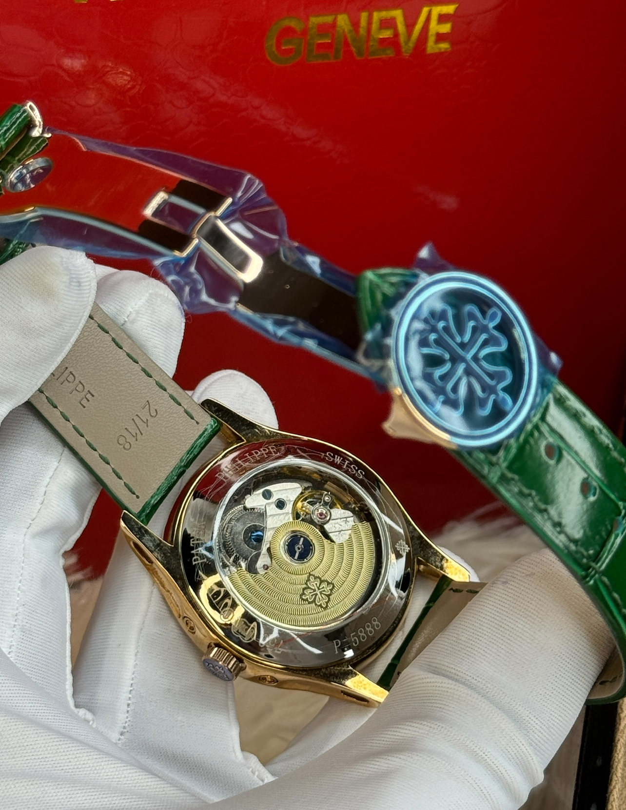 Patek Philippe Complications Annual Calendar – Green Strap Edition - Image 2