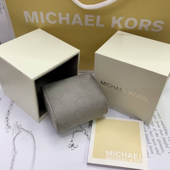 Michael Kors MK3584 Ladies Watch – Black Dial | Crystal Bezel | Two-Tone Bracelet - Image 2