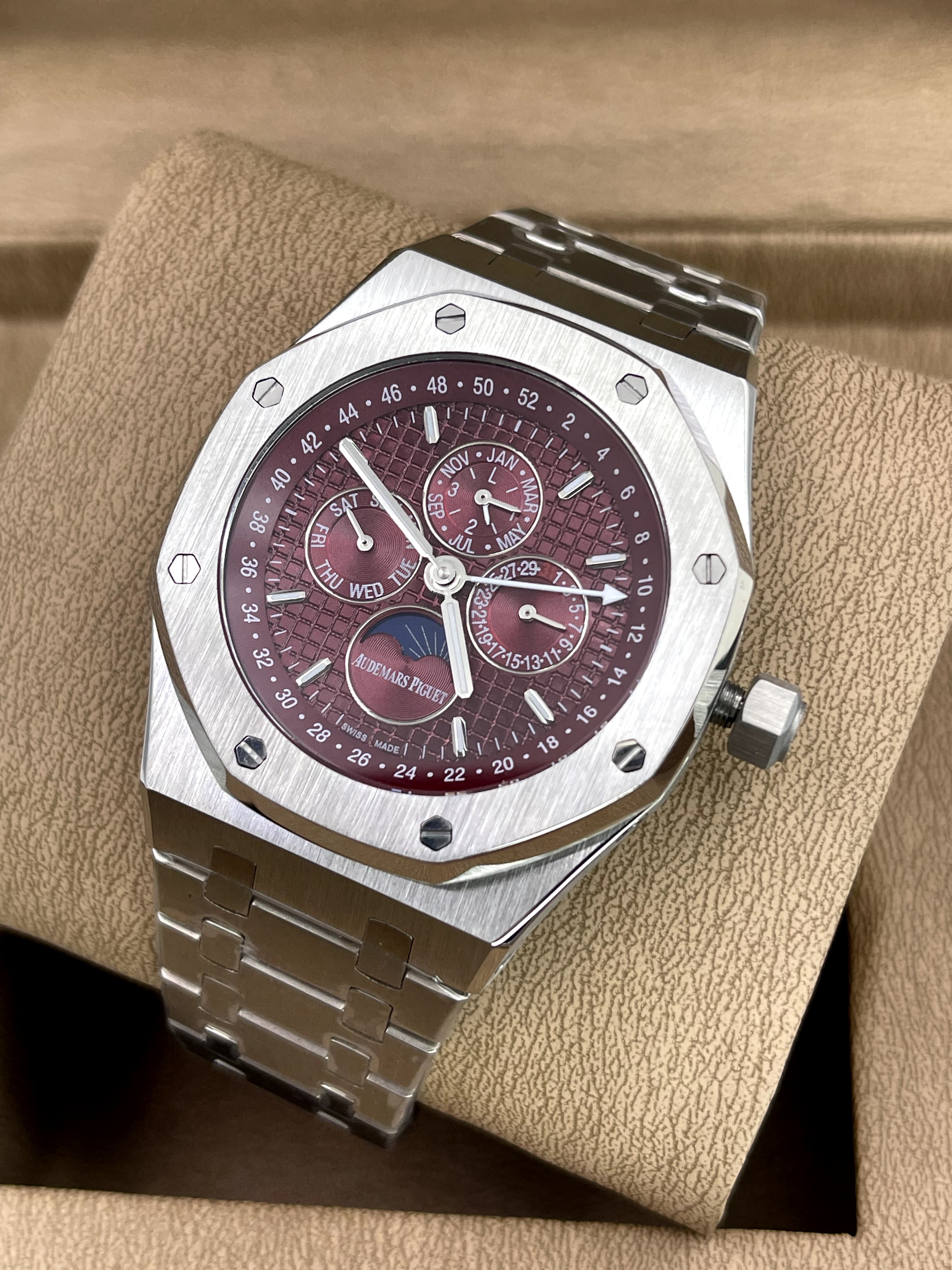 Audemars Piguet Royal Oak Perpetual Calendar – Red Dial (Automatic ...