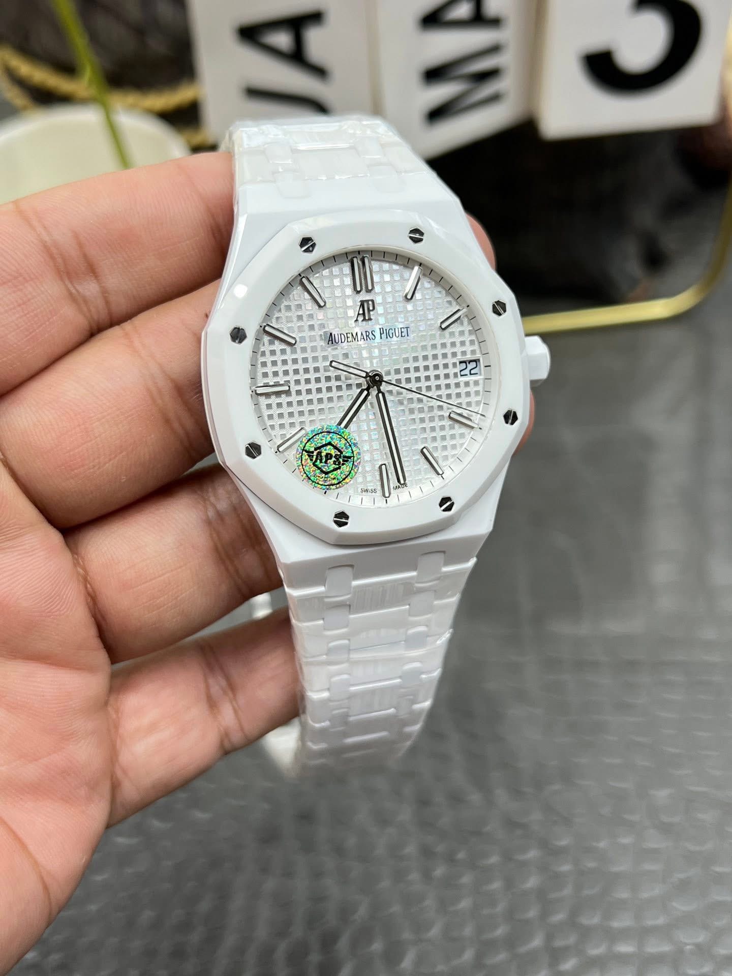 Audemars Piguet Royal Oak Ceramic | Swiss 1:1 Grade - Image 4