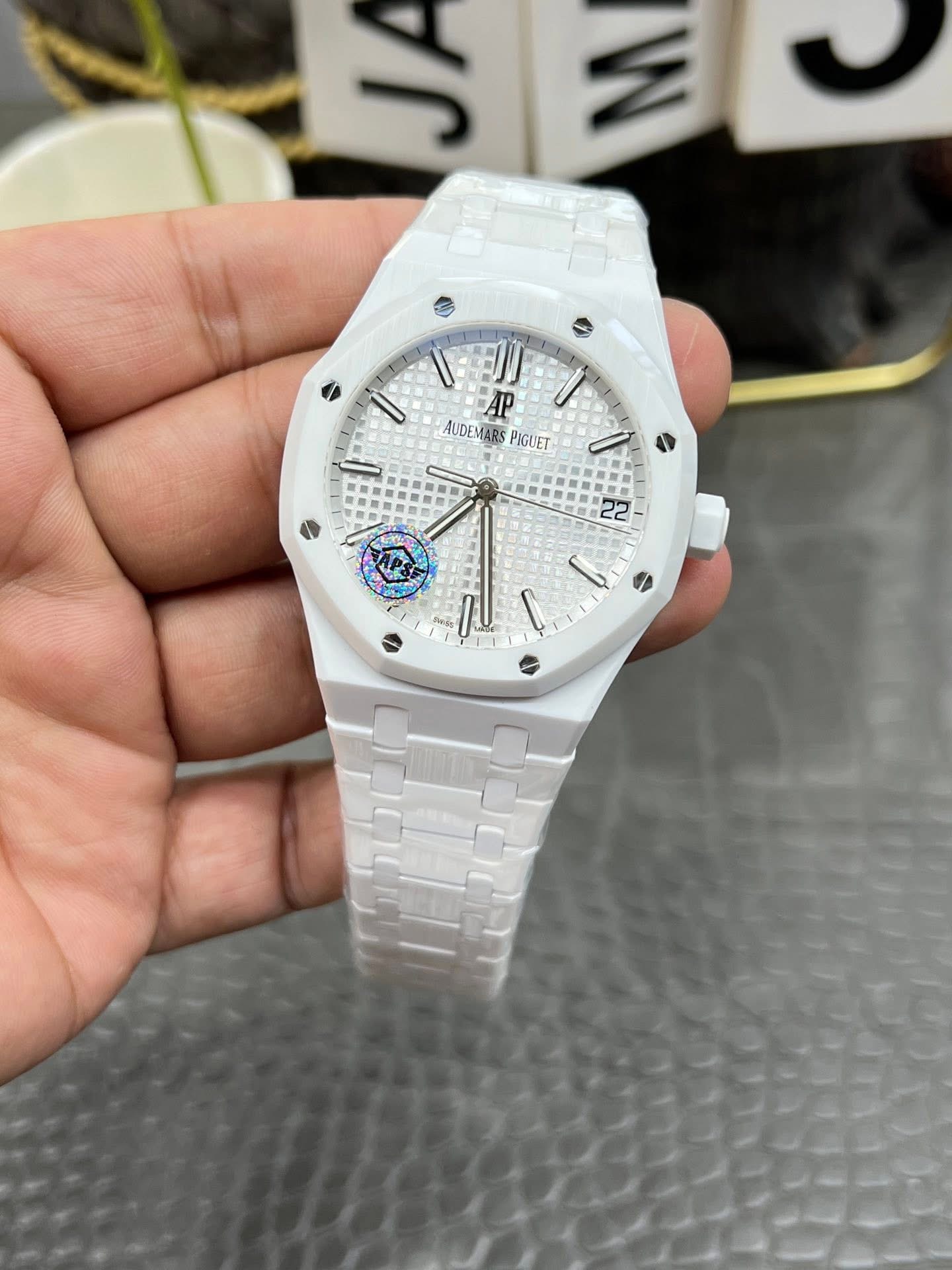 Audemars Piguet Royal Oak Ceramic | Swiss 1:1 Grade - Image 8