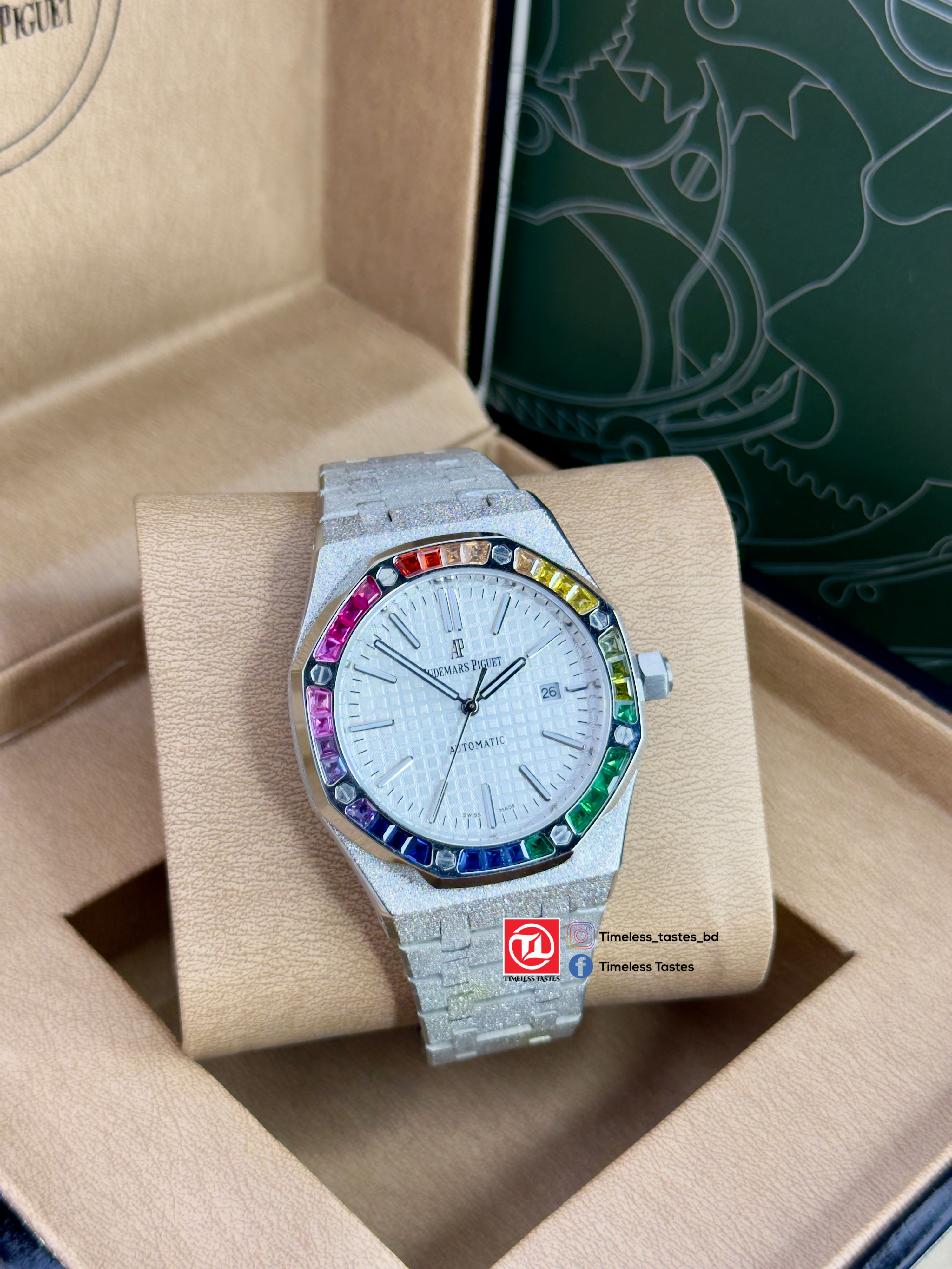 Audemars Piguet Royal Oak White Gold Rainbow | Ref. 15413BC.YY.1220BC.01 | Master Grade Watch - Image 5