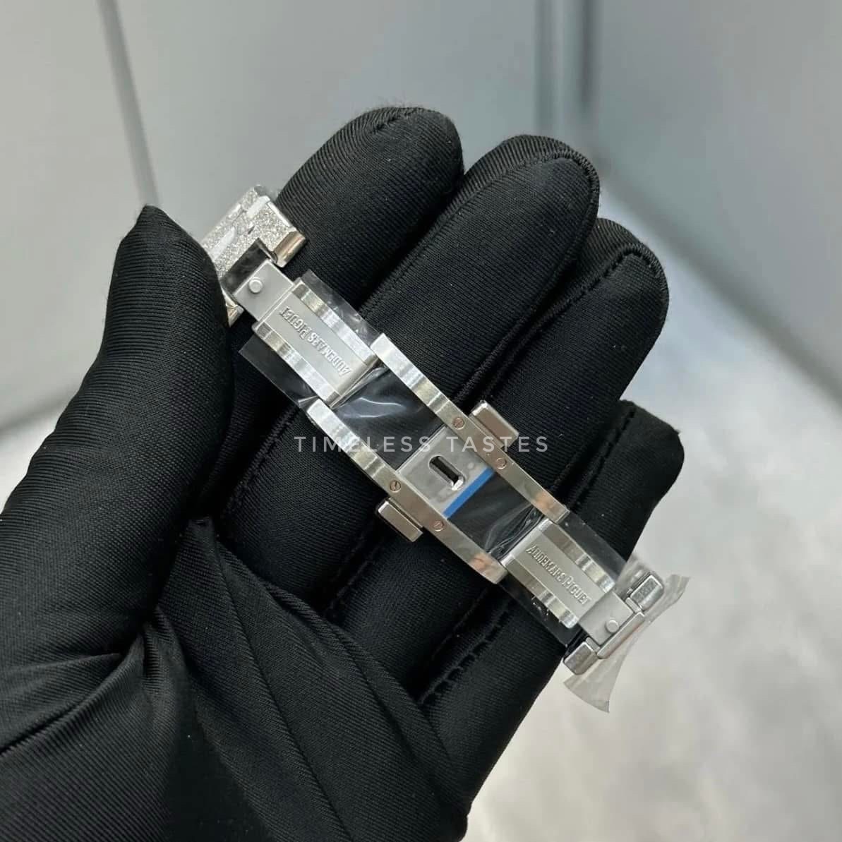 Audemars Piguet Royal Oak 26331 — Iced Out Blue Dial | 41mm | Swiss 1:1 Grade - Image 7