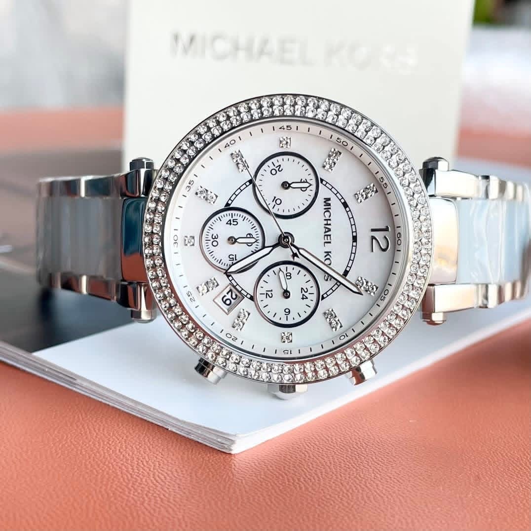 Michael Kors Parker MK6138 Authentic Ladies Chronograph Watch – Silver & Blue Band, Mother of Pearl Dial, Crystal Bezel - Image 6