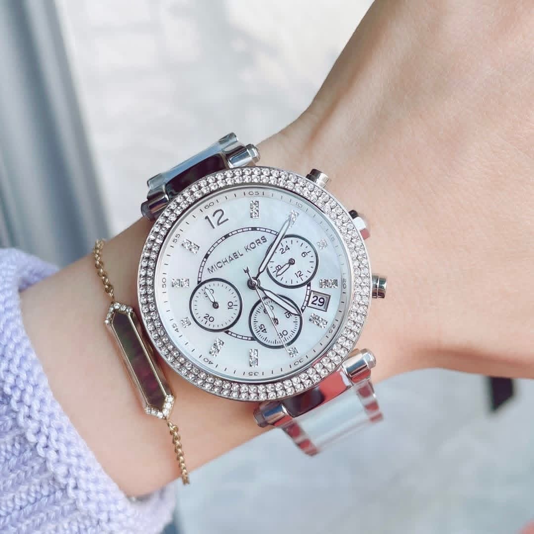 Michael Kors Parker MK6138 Authentic Ladies Chronograph Watch – Silver & Blue Band, Mother of Pearl Dial, Crystal Bezel - Image 3