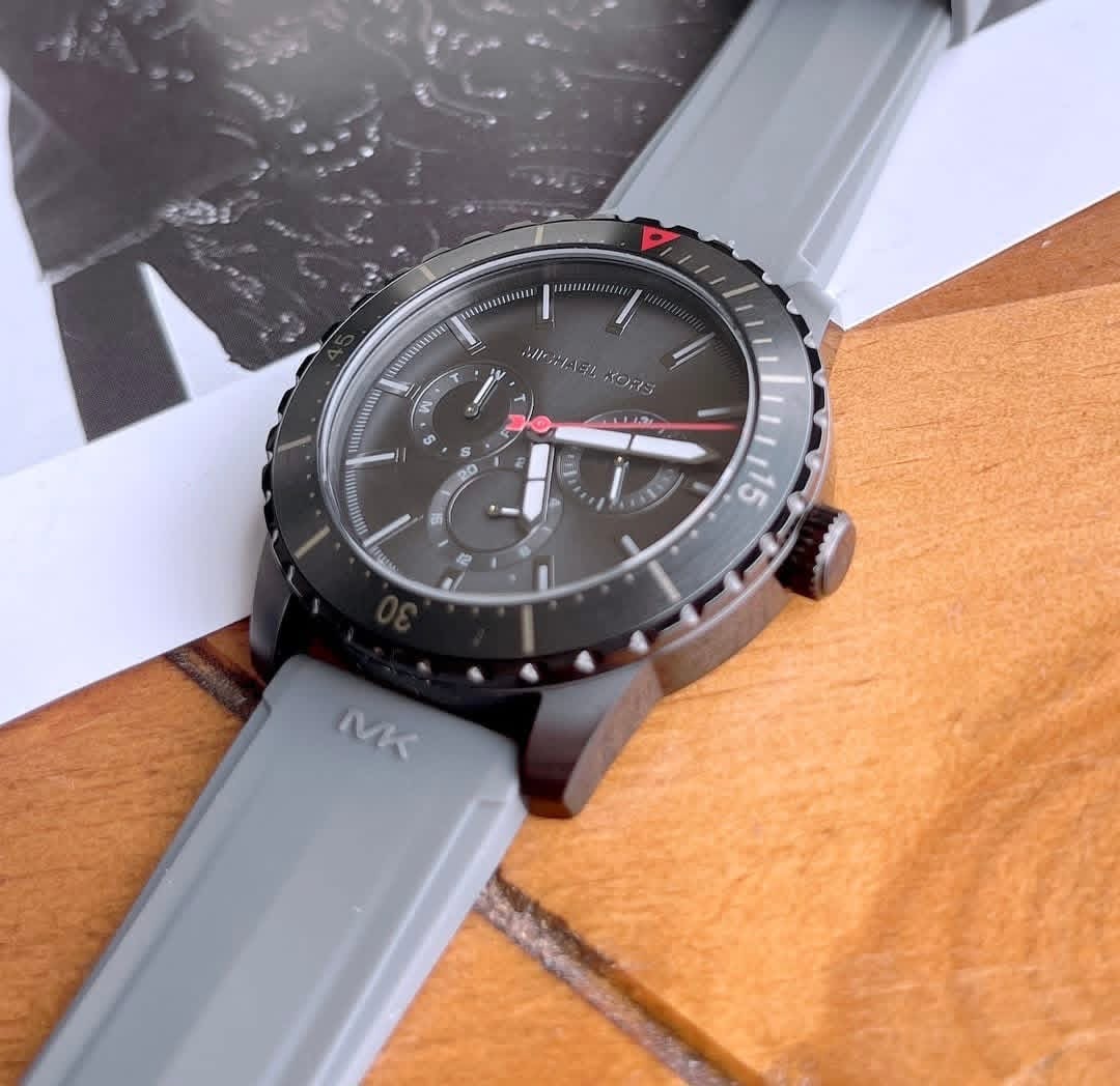 Michael Kors Cunningham MK7164 Authentic Men’s Multifunction Watch – Gray Silicone Strap - Image 5