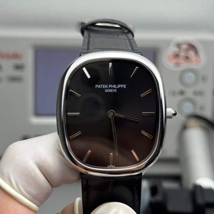 Patek Philippe Golden Ellipse Black Dial Silver-Finished Swiss 1:1 Grade Replica Watch