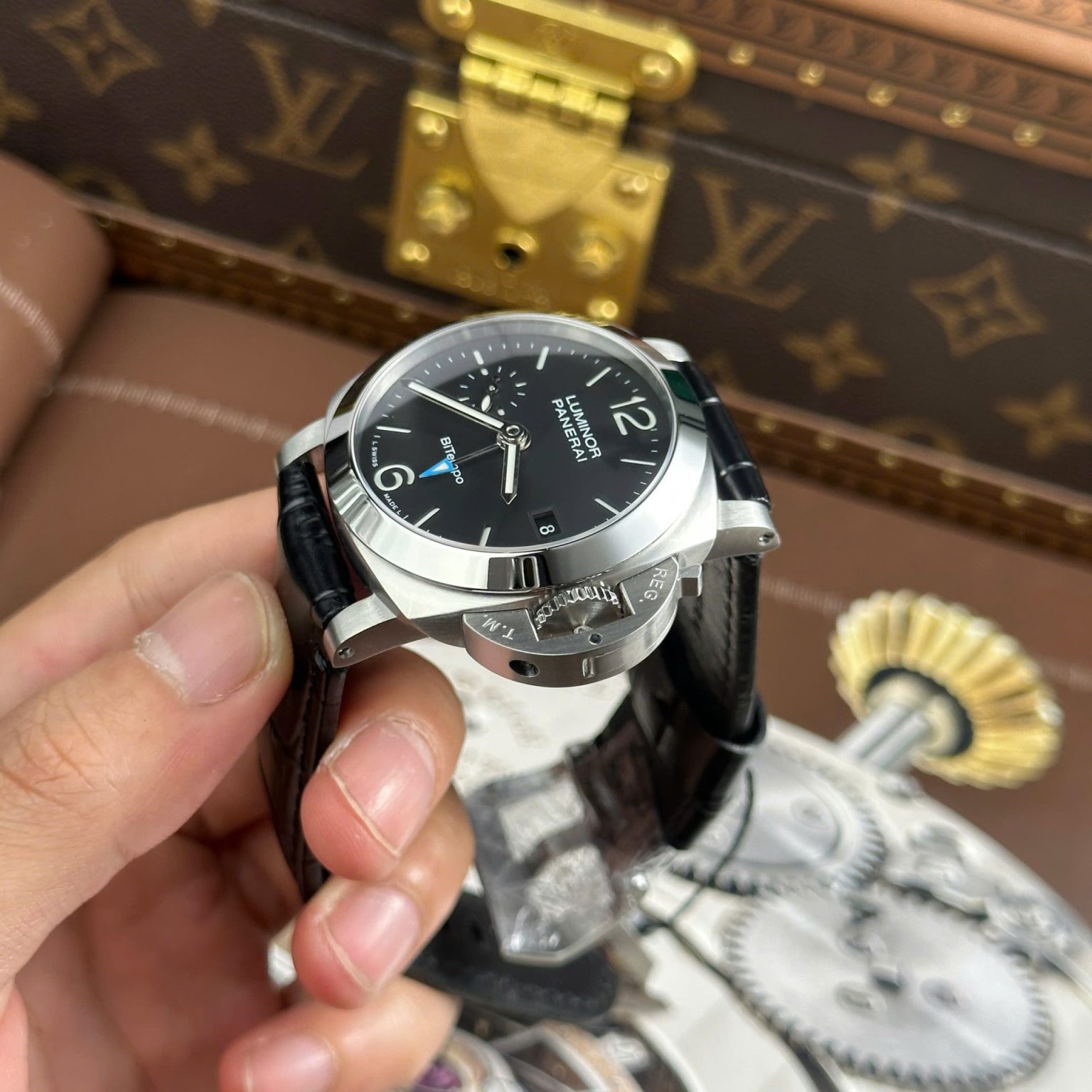 Panerai Luminor Quaranta PAM1365 Black Dial Leather Strap Swiss 1:1 Grade Watch - Image 6