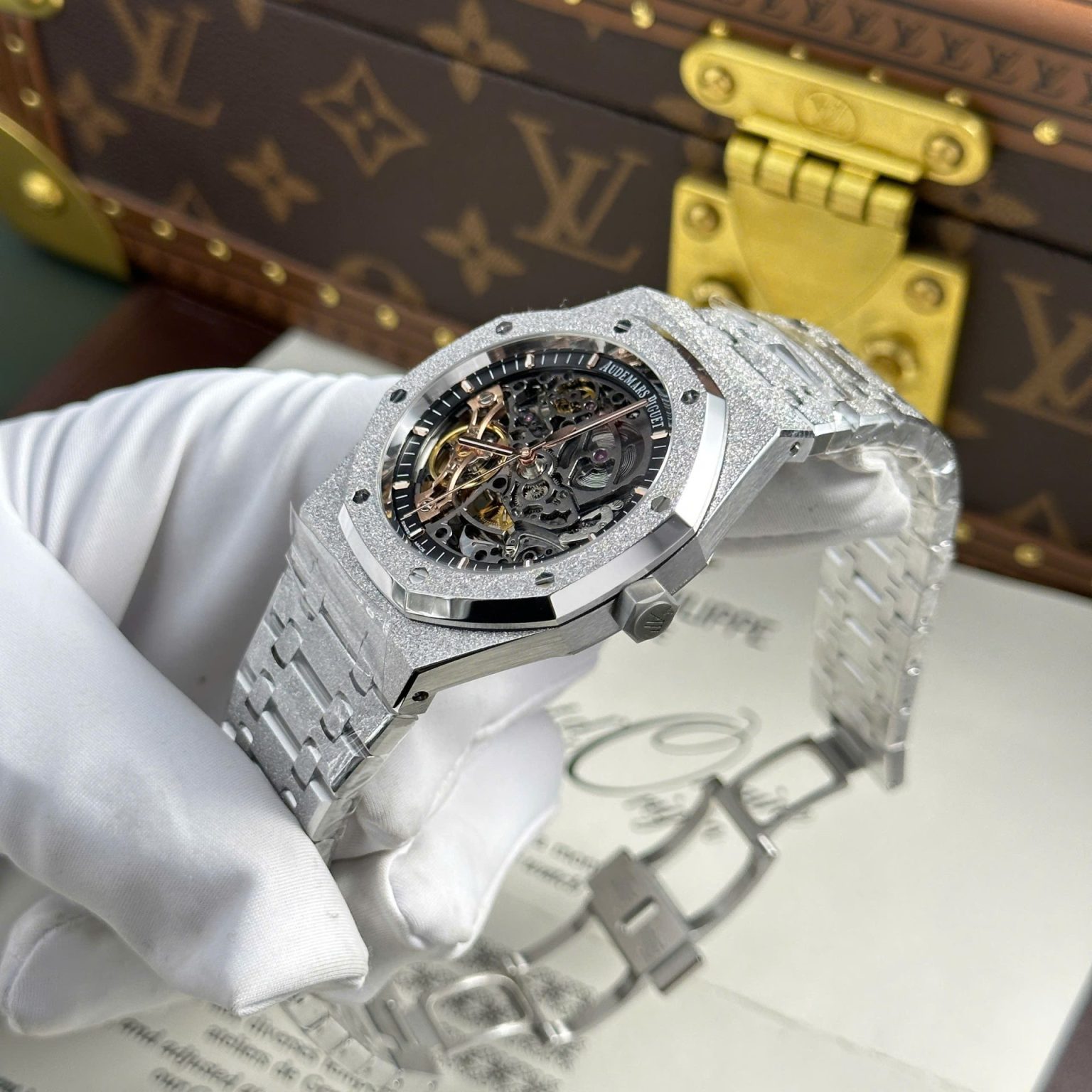 Audemars Piguet Royal Oak Frosted 15407 Skeleton Dial Swiss 1:1 Grade Watch - Image 8