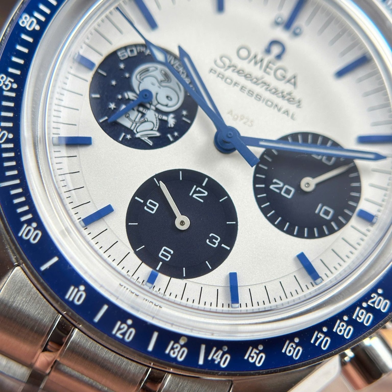 Omega Speedmaster Silver Snoopy 50th Anniversary Swiss 1:1 Grade Watch - Image 7