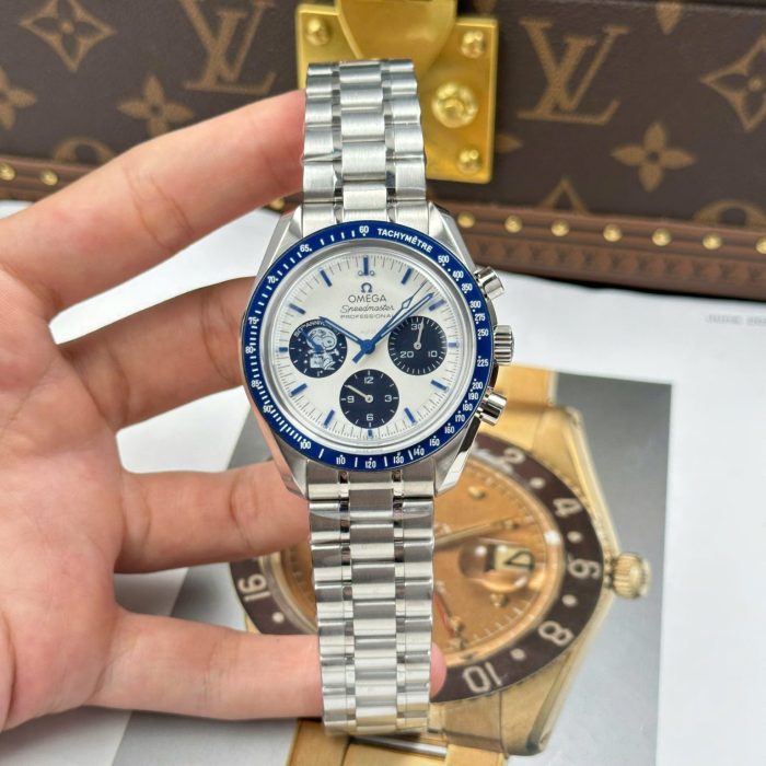 Omega Speedmaster Silver Snoopy 50th Anniversary Swiss 1:1 Grade Watch