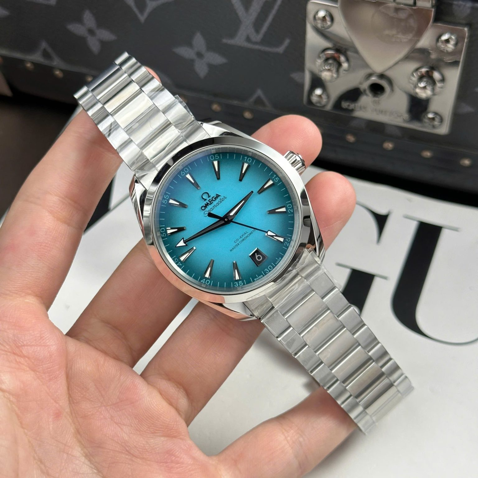 Omega Seamaster Co-Axial Blue Dial Swiss 1:1 Grade Watch - Image 2