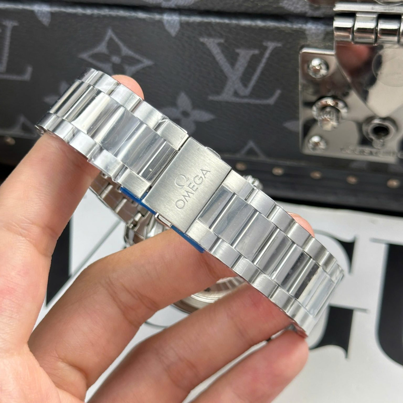 Omega Seamaster Co-Axial Blue Dial Swiss 1:1 Grade Watch - Image 11