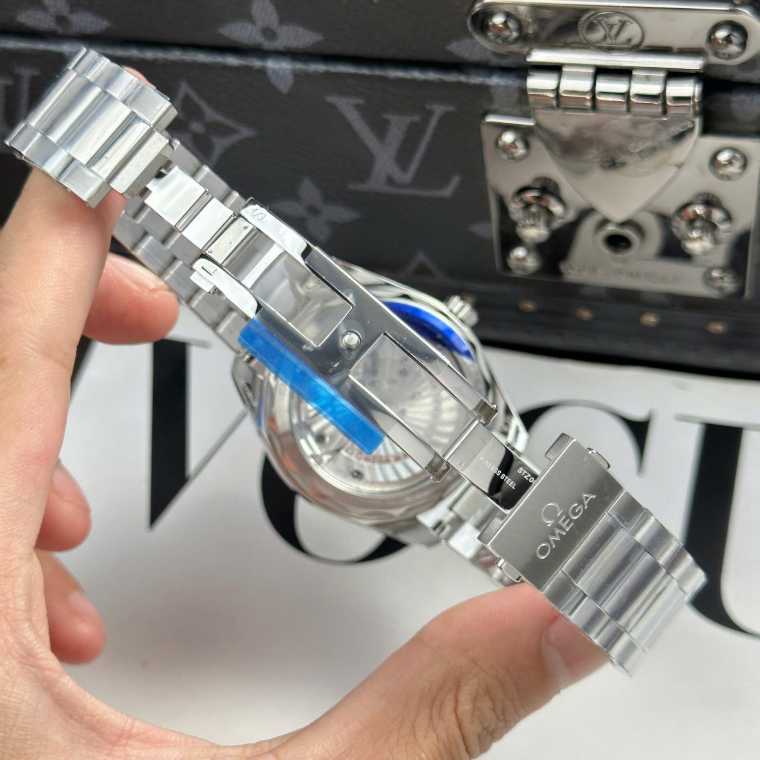 Omega Seamaster Co-Axial Blue Dial Swiss 1:1 Grade Watch - Image 10