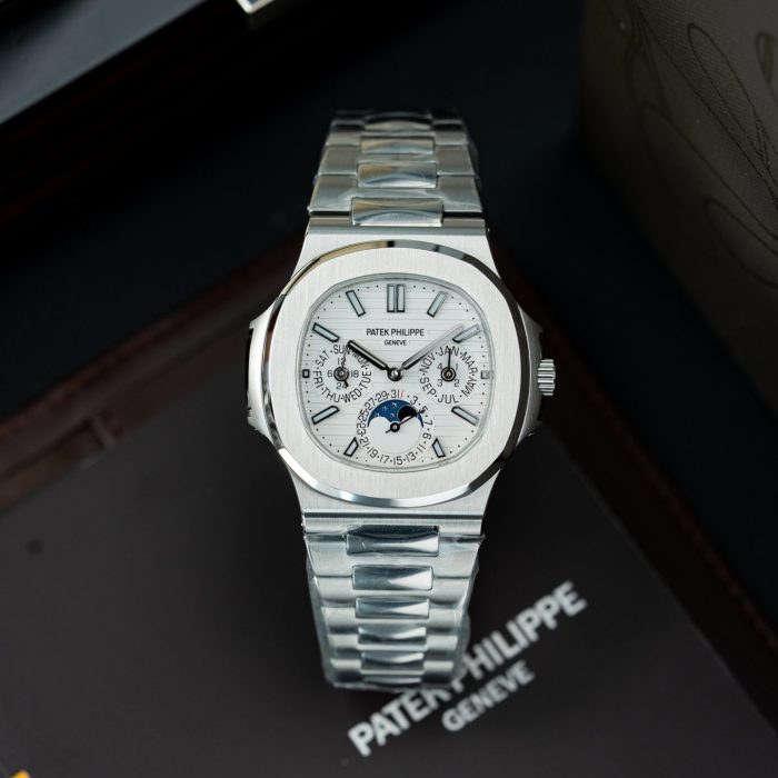 Patek Philippe Nautilus 5740 White Dial 40mm Swiss 1:1 Grade Automatic Watch