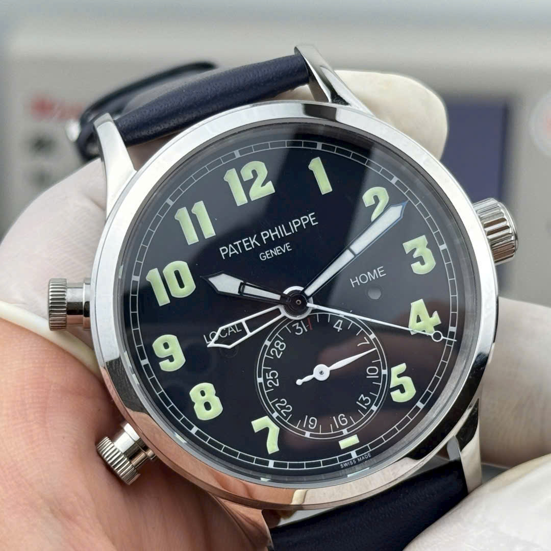 Patek Philippe Calatrava Pilot Travel Time 5524G Blue Dial Leather Strap 42mm Swiss 1:1 Grade Automatic Watch - Image 4