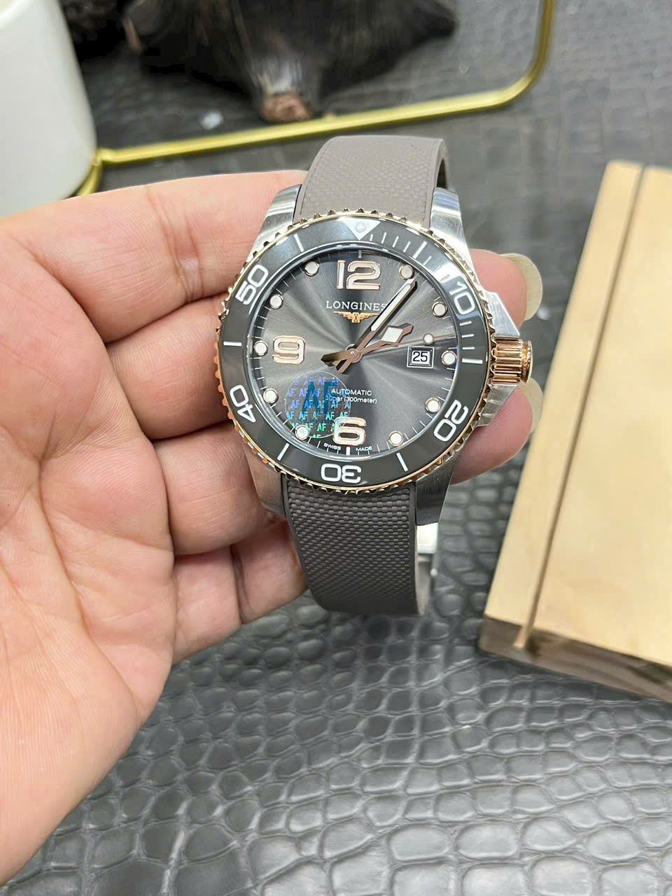 Longines HydroConquest Gray Dial 43mm Swiss 1:1 Grade Automatic Watch with Rubber Strap - Image 3