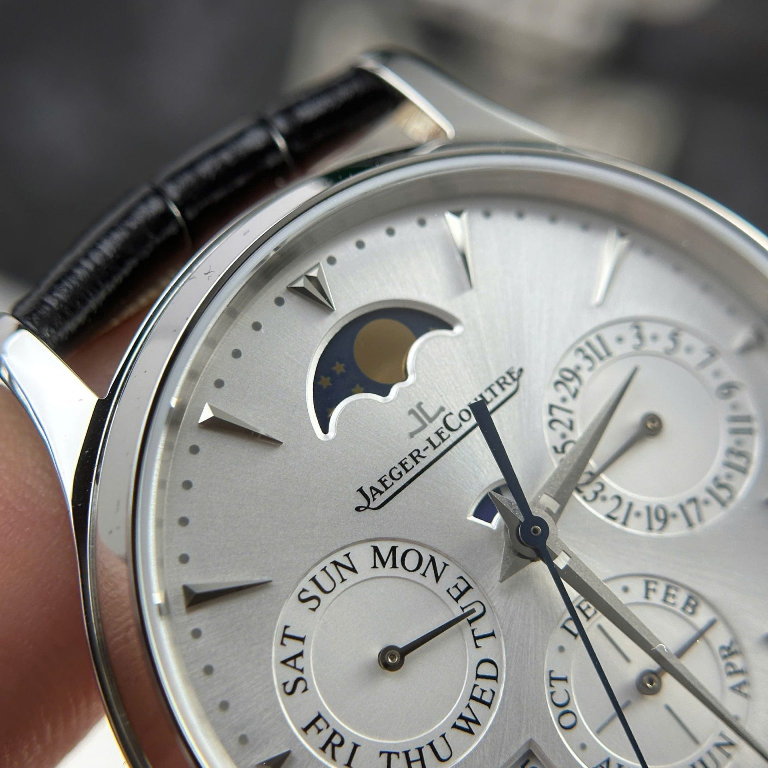 Jaeger LeCoultre Master Ultrathin Perpetual Calendar Silver Dial 39mm Swiss 1:1 Grade Automatic Watch - Image 6