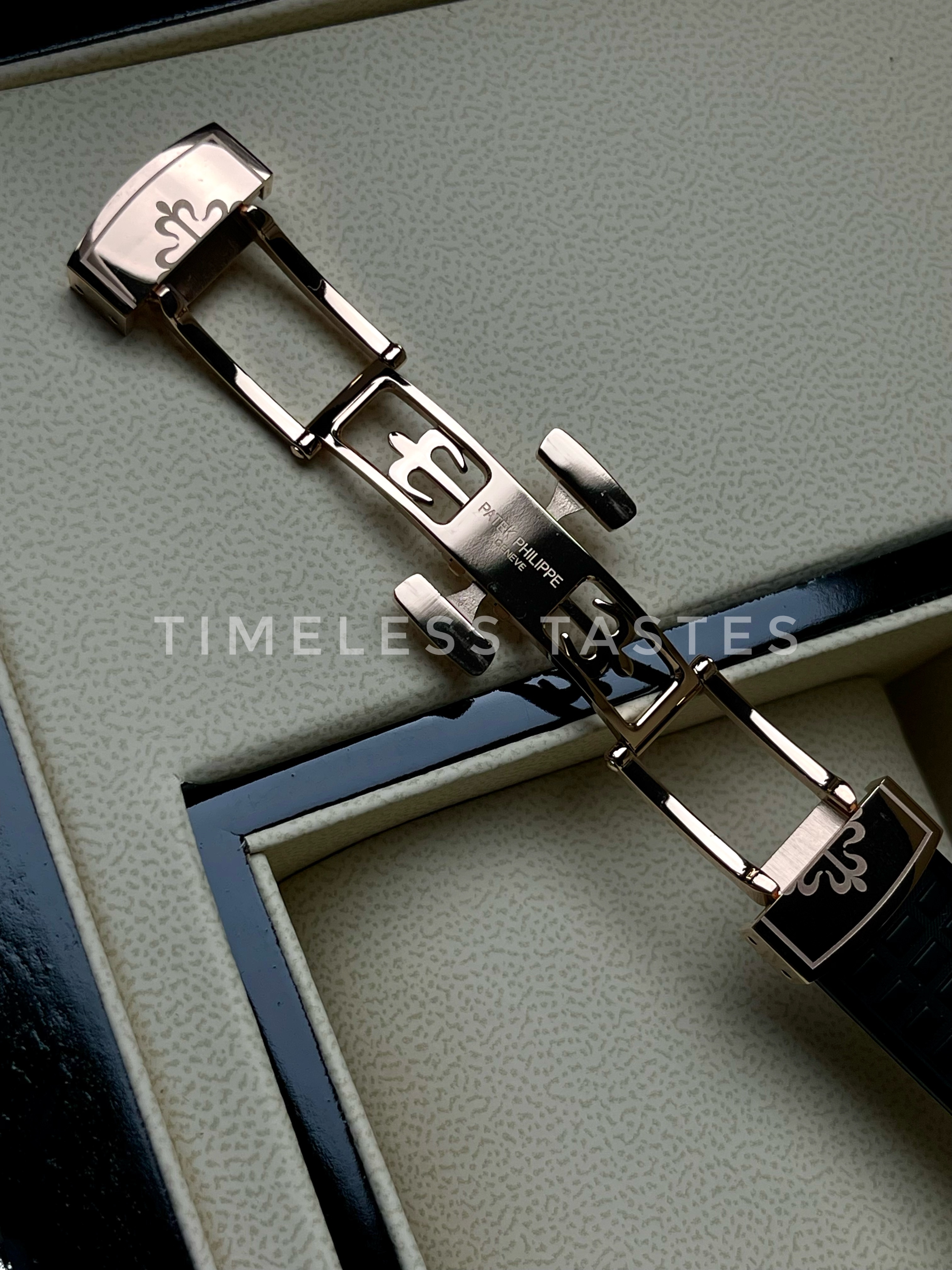 Patek Philippe Aquanaut 5261R-001 Blue-Gray Dial Rose Gold Watch (Custom Black Strap) - Image 6