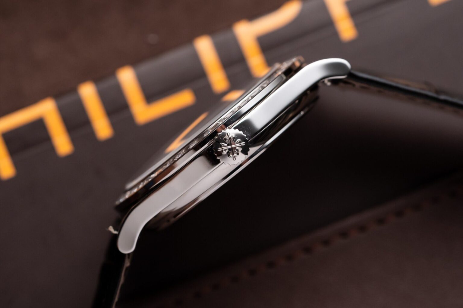 Patek Philippe Calatrava 5298P Swiss 1:1 Grade Replica Watch Black Dial Automatic 38mm - Image 4