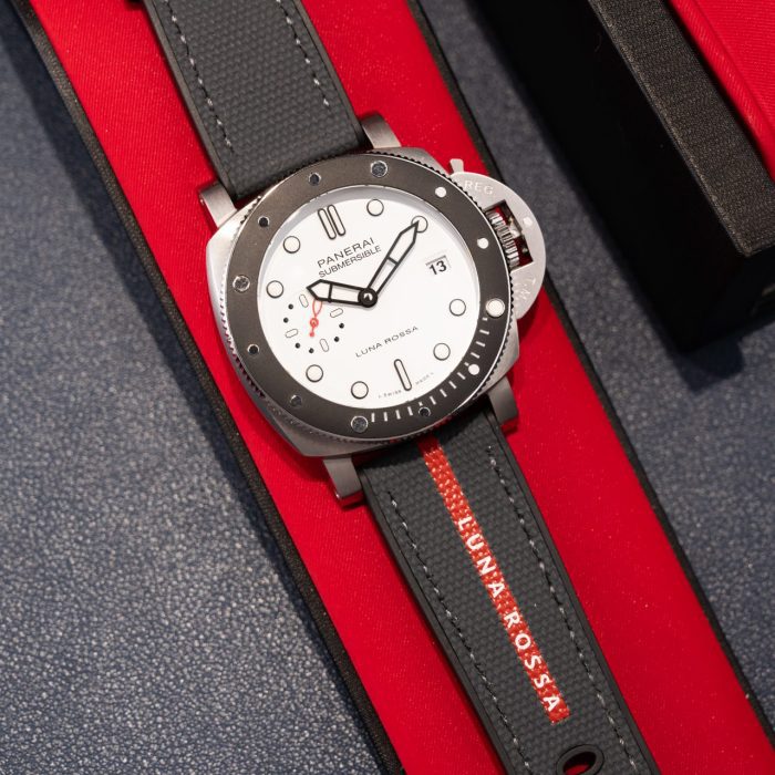 Panerai Submersible Luna Rossa PAM01579 White Dial Grey Strap Swiss 1:1 Grade Watch