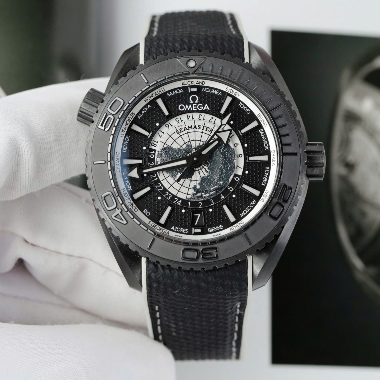 Omega Seamaster Planet Ocean Worldtimer Swiss 1:1 Grade Replica Watch Black Ceramic Automatic 45.5mm