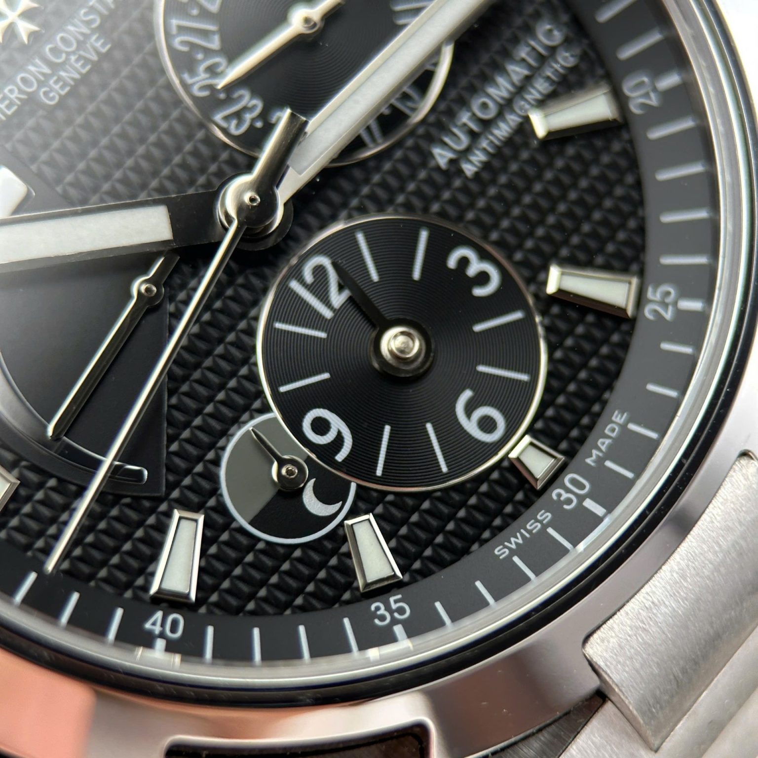 Vacheron Constantin Overseas Dual Time Swiss 1:1 Grade Imitation Watch Black Dial Automatic 42mm - Image 6