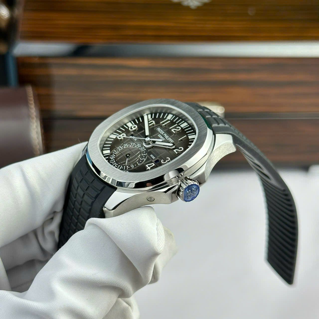 Patek Philippe Aquanaut 5164 Swiss 1:1 Grade Replica Watch Gray Dial Automatic 40.8mm - Image 3