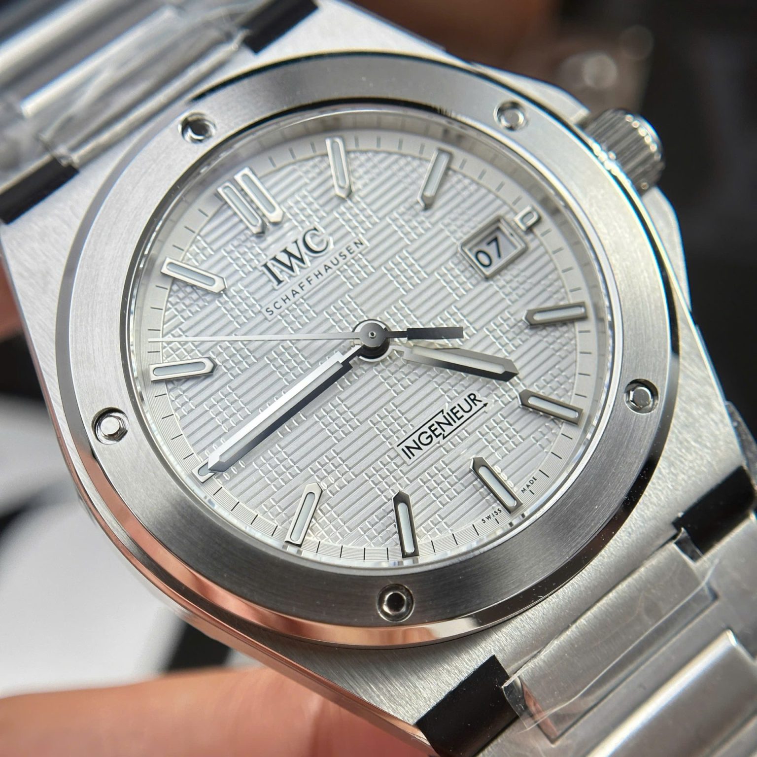 IWC Ingenieur Swiss 1:1 Grade Super Clone Watch White Dial Automatic 40mm - Image 5