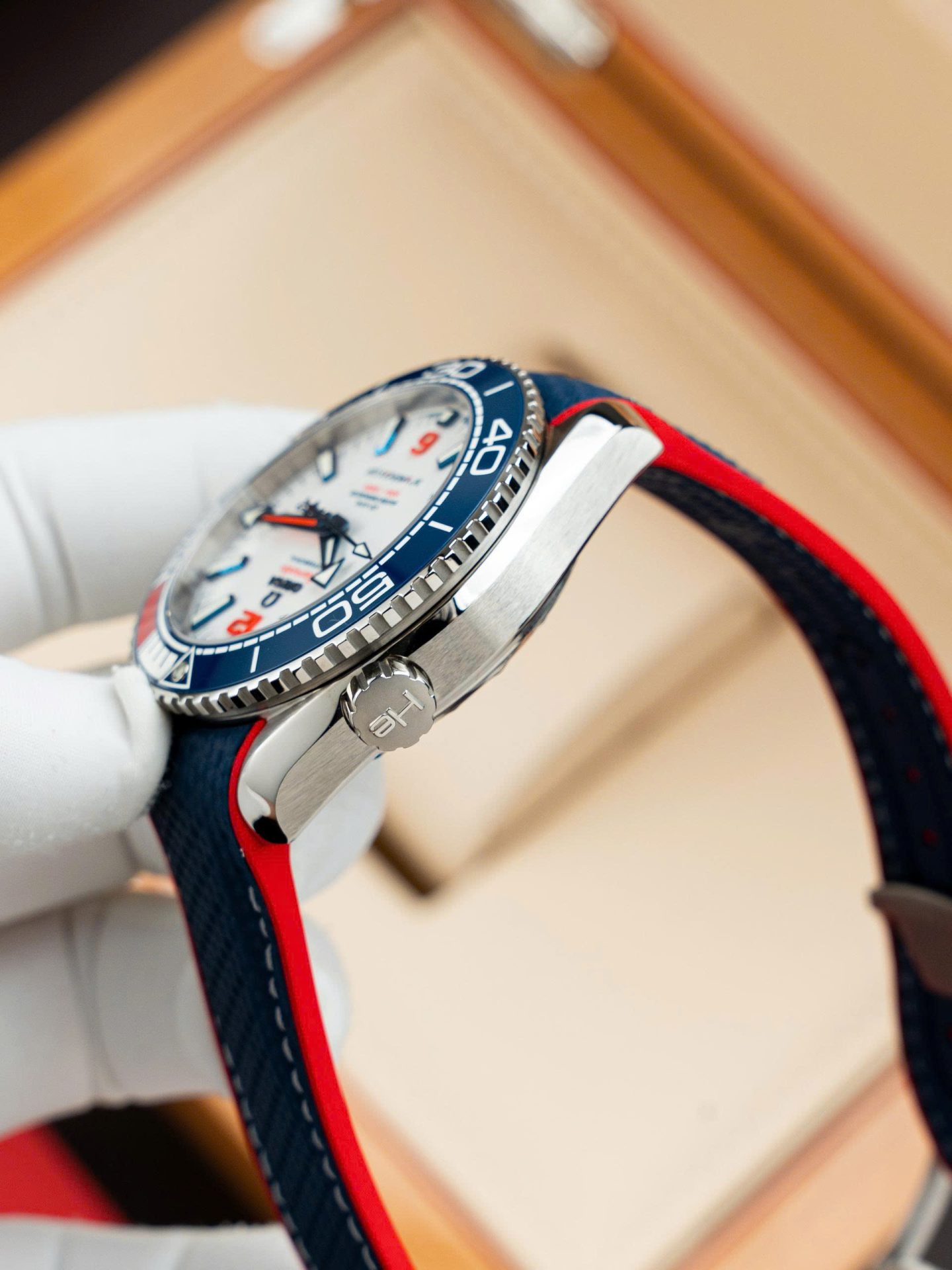 Omega Seamaster Planet Ocean 600M Swiss 1:1 Grade Watch White Dial Automatic 43.5mm - Image 11