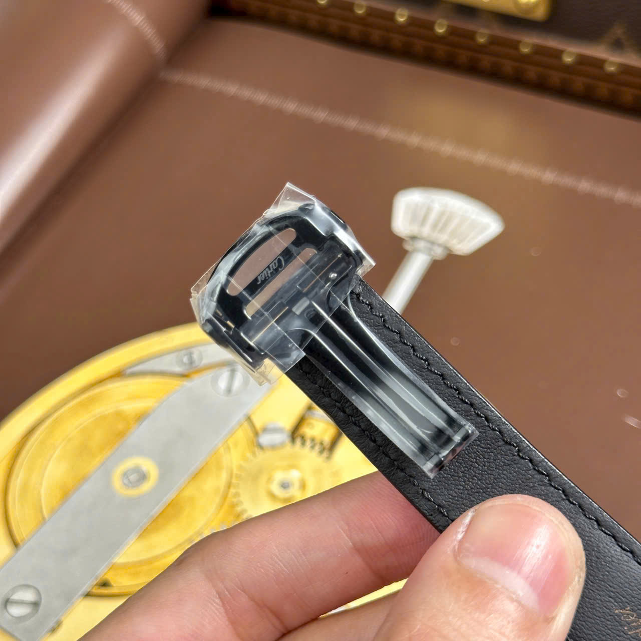 Cartier Santos Swiss 1:1 Grade Knock Off Watch Skeleton Dial Leather Strap Black 39.8mm - Image 12