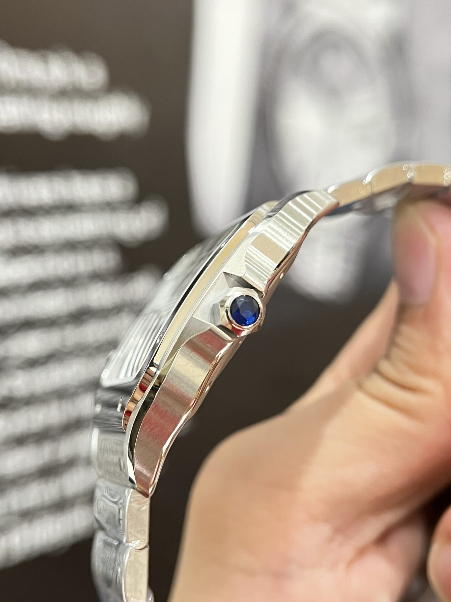 Cartier Santos WSSA0018 Swiss 1:1 Grade Replica Watch White Dial 39.8mm - Image 4