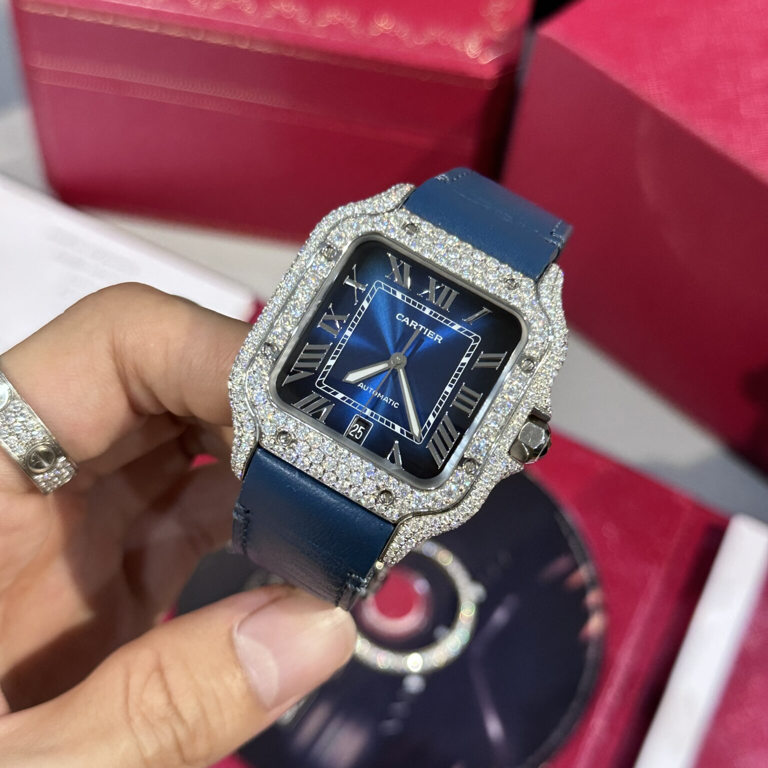 Cartier Santos Swiss 1:1 Grade Replica Watch Blue Dial Custom Moissanite Diamonds 39.8mm - Image 3