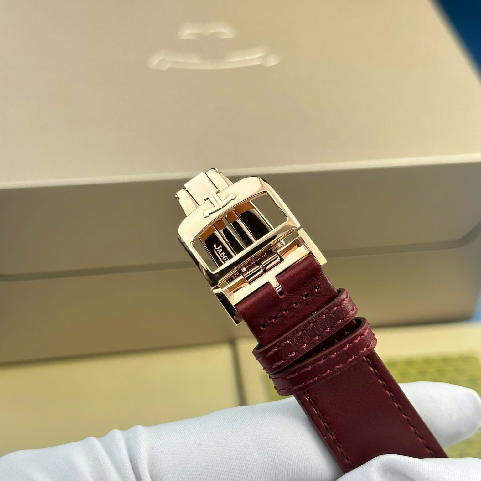 Jaeger-LeCoultre Swiss 1:1 Grade Rose Gold Replica Watch Leather Strap 27.4×45.6mm - Image 10