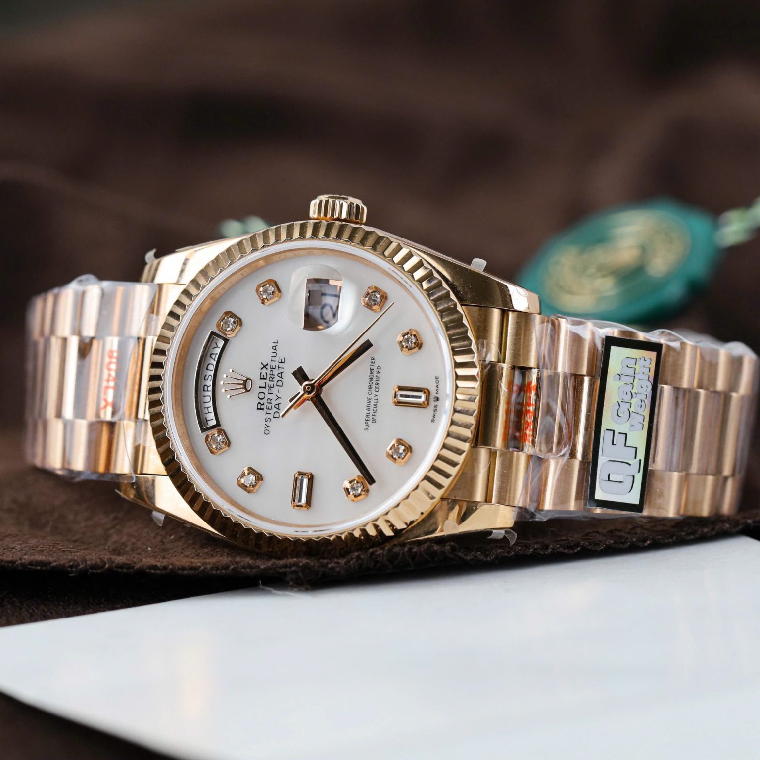 Rolex Day-Date 128235 MOP Dial 36mm Swiss 1:1 Grade Luxury Watch - Image 3