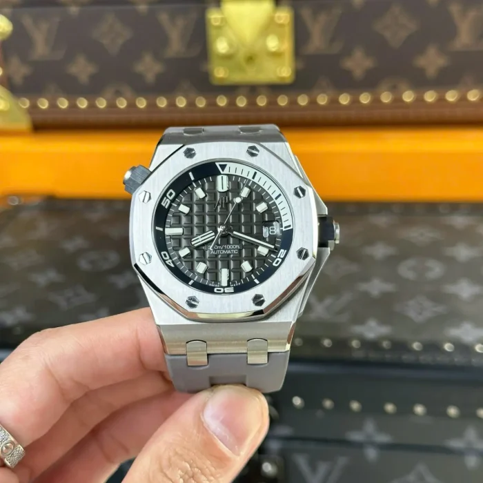 Audemars Piguet Royal Oak Offshore 15720ST Black Dial 42mm Swiss 1:1 Grade Luxury Watch