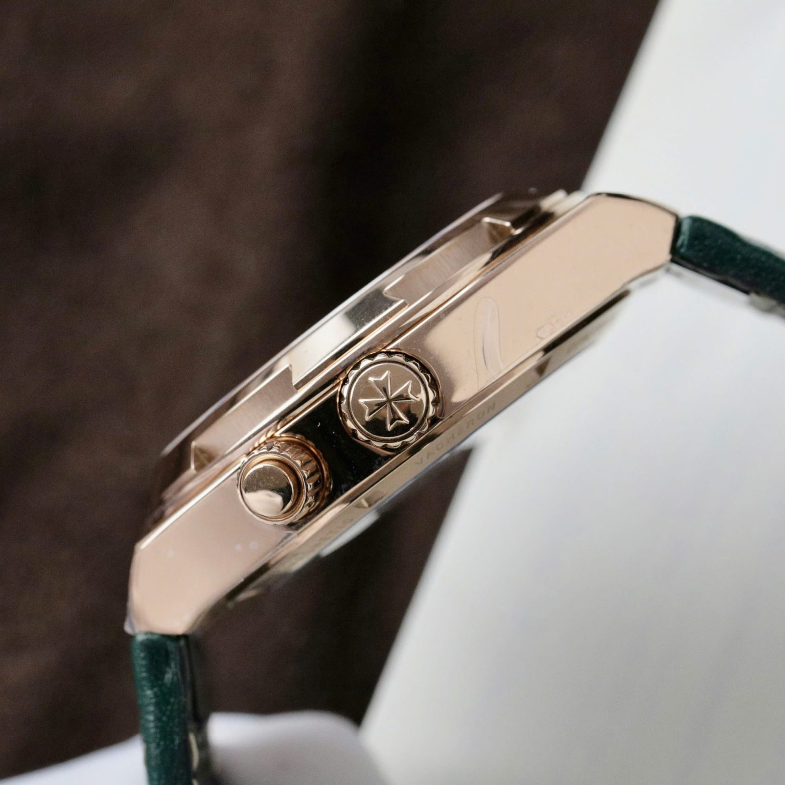 Vacheron Constantin Overseas Dual Time 7900V Green Dial 41mm Swiss 1:1 Grade Luxury Watch - Image 5