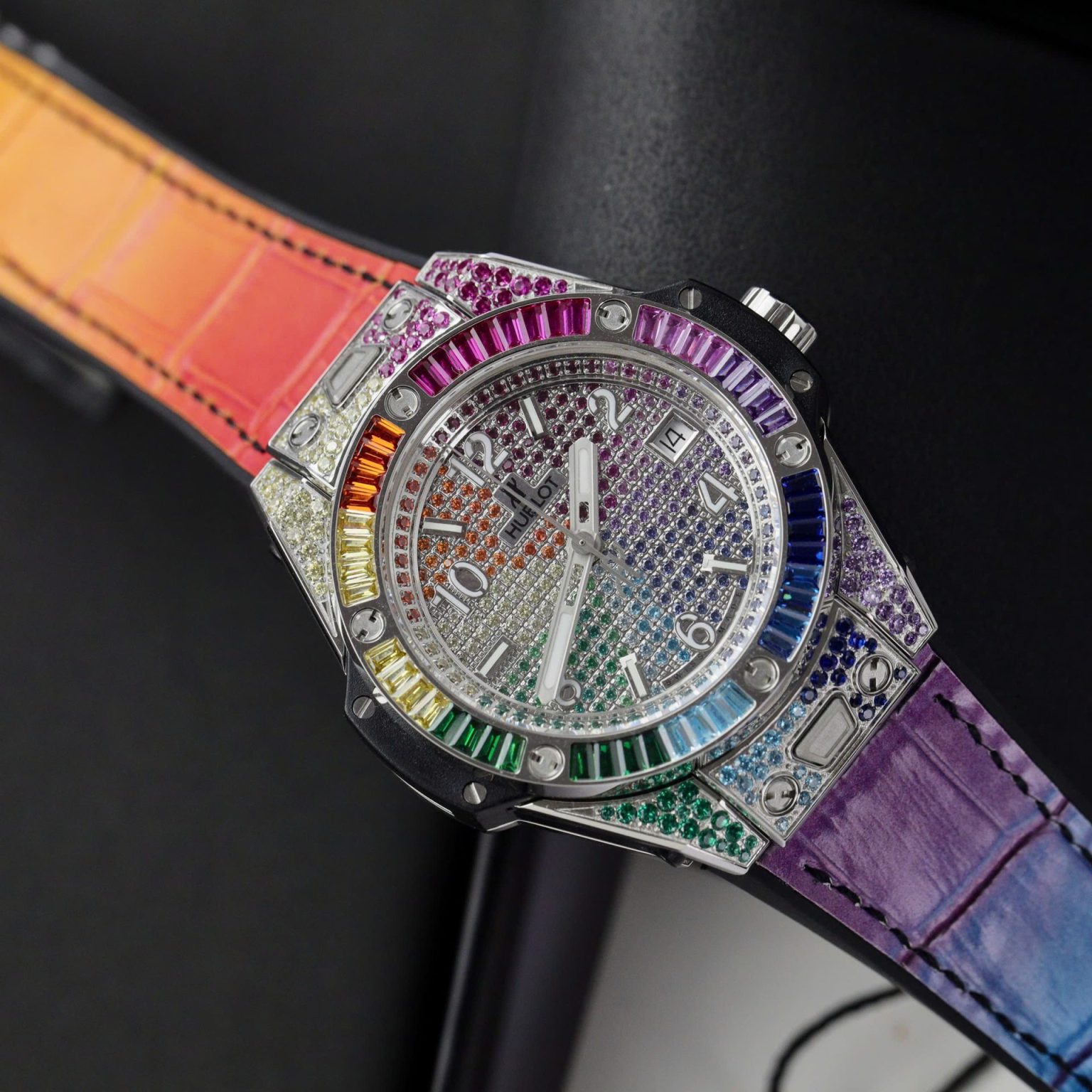 Hublot Big Bang One Click Rainbow 39mm Swiss 1:1 Grade Luxury Watch - Image 4
