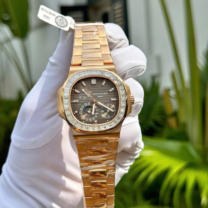 Patek Philippe Nautilus 5712/1R-001 Swiss 1:1 Grade – Brown Sunburst Dial & Rose Gold Tone with Stone-Set Bezel