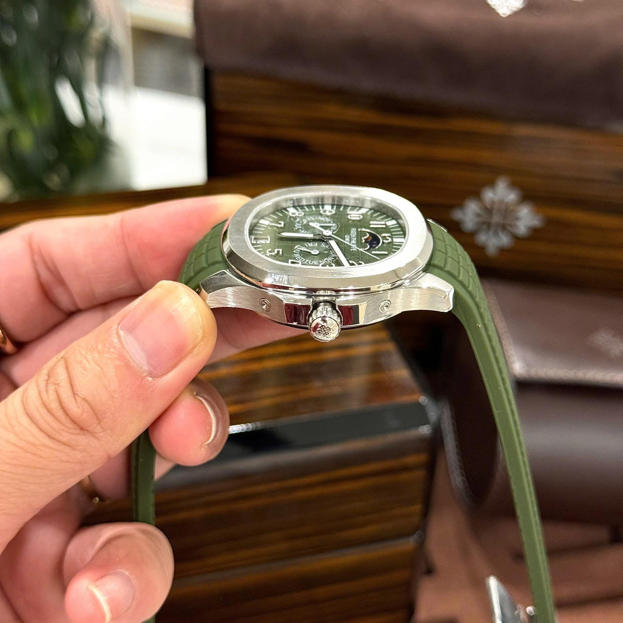 Patek Philippe Aquanaut 5261R Swiss 1:1 Grade – Khaki Green Dial & Strap - Image 5