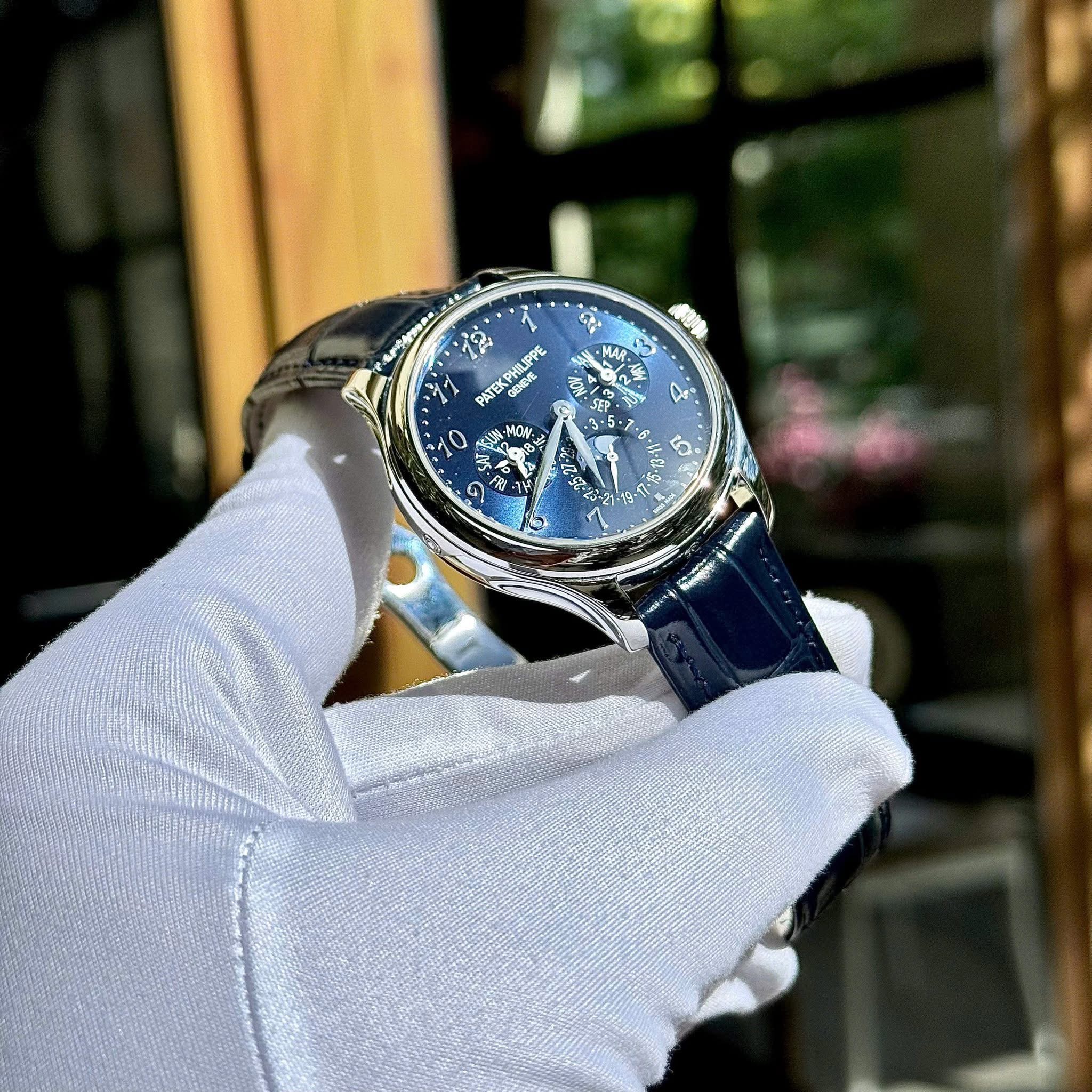 Patek Philippe Grand Complications 5327G-001 Swiss 1:1 Grade – Blue Dial & Silver Bezel - Image 5