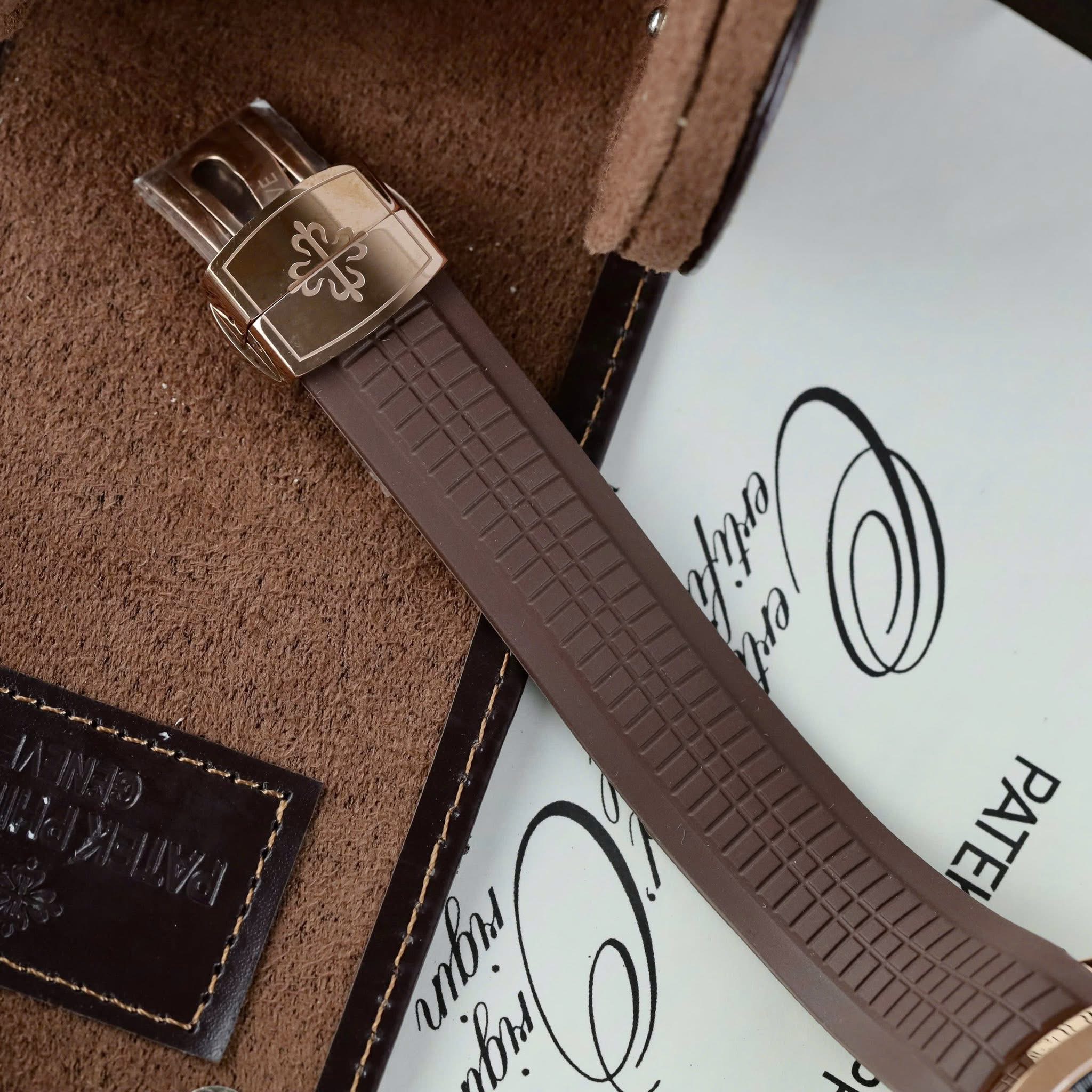Patek Philippe Aquanaut Euro Grade – Brown & Rose Gold Tone - Image 5