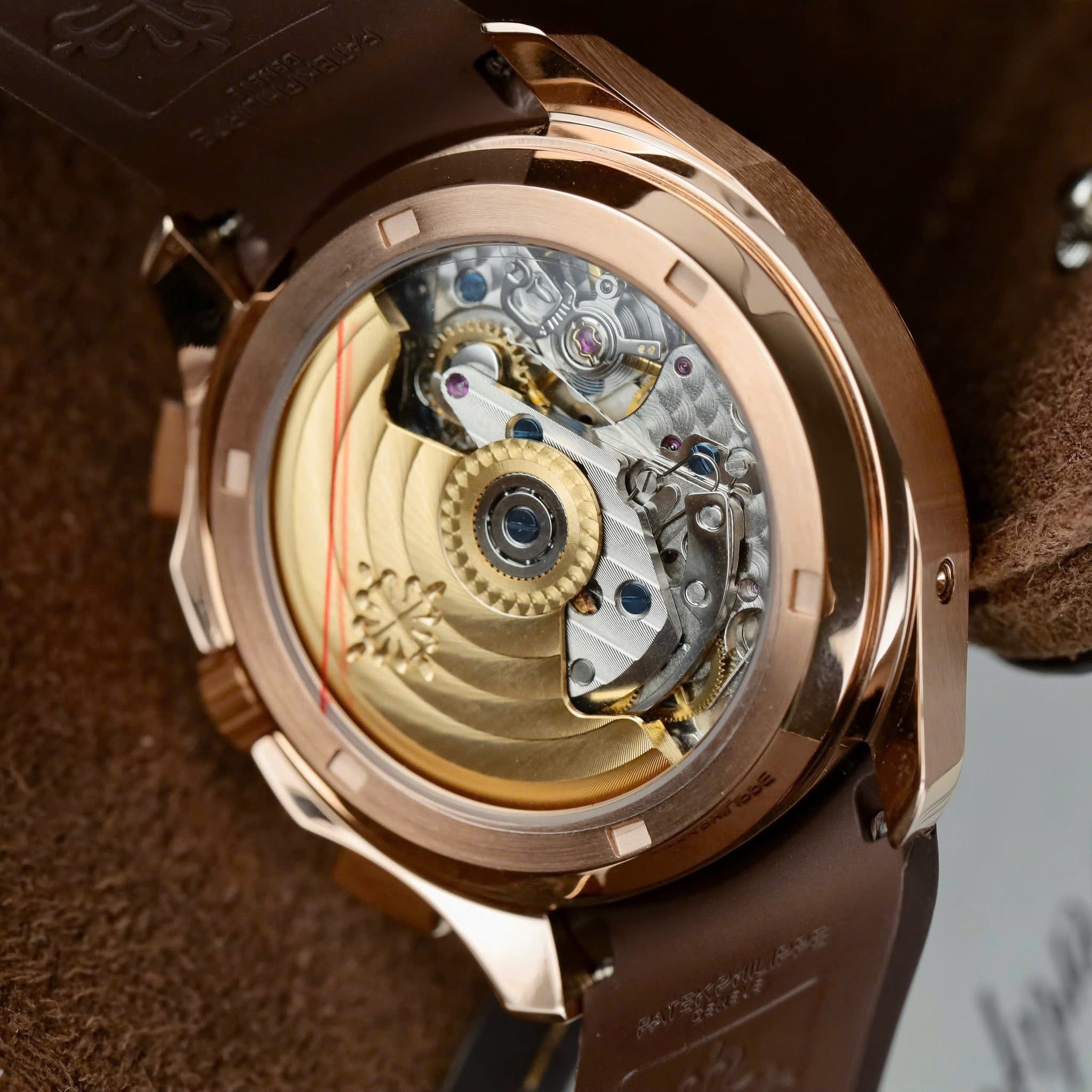 Patek Philippe Aquanaut Euro Grade – Brown & Rose Gold Tone - Image 8